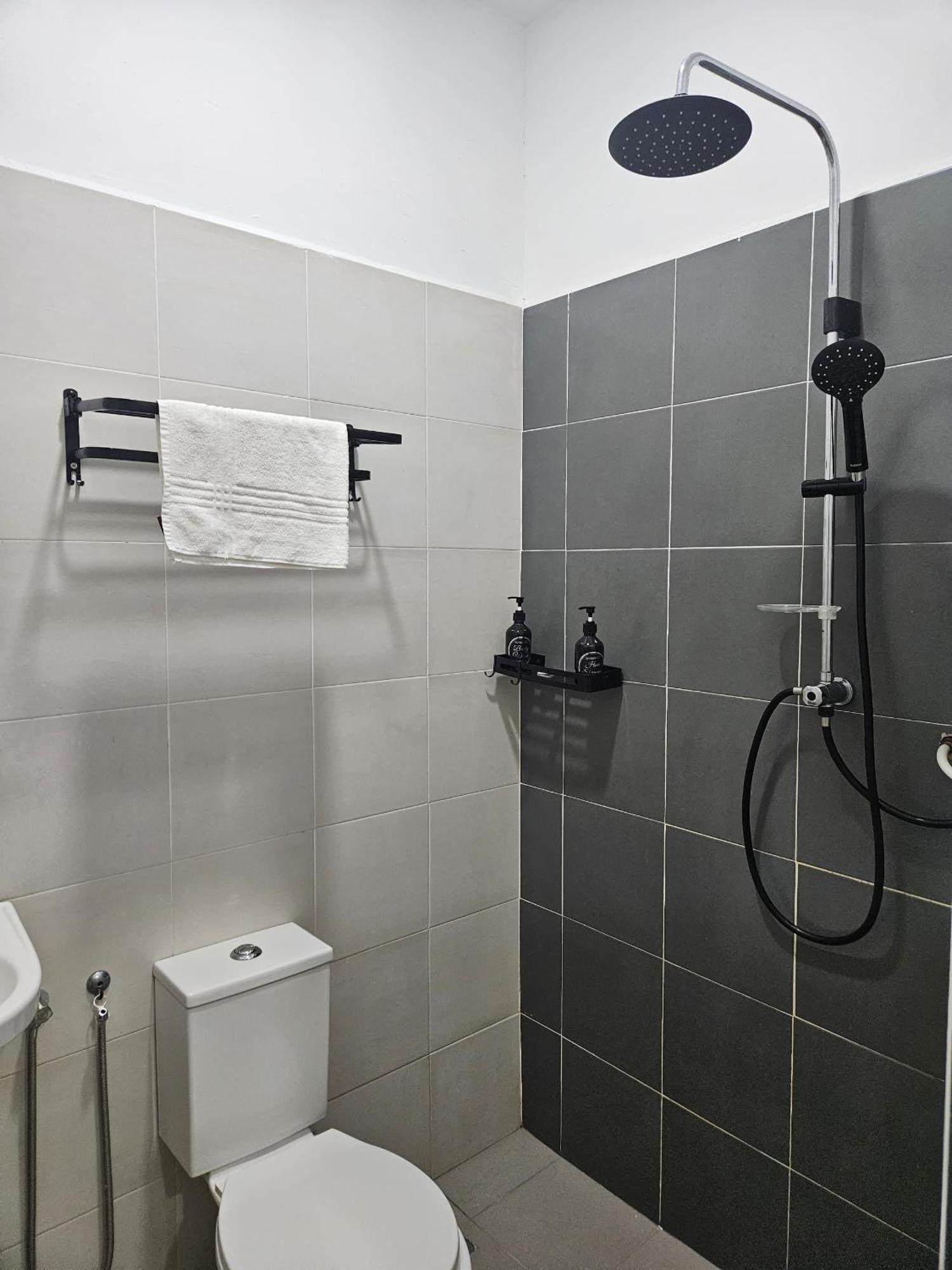 Tz Satellite Hotel, Κότα Μπάρου Εξωτερικό φωτογραφία